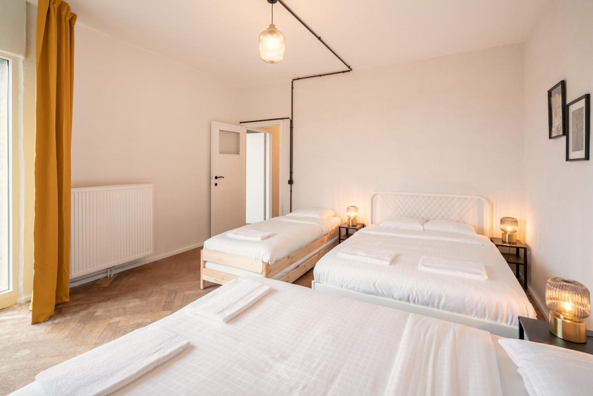 Two-Bedroom Apartments In The Heart Of Antwerp Exterior photo
